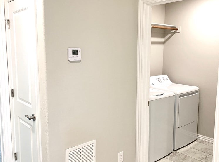 B1 (1-car) Laundry side by side washer and dryer